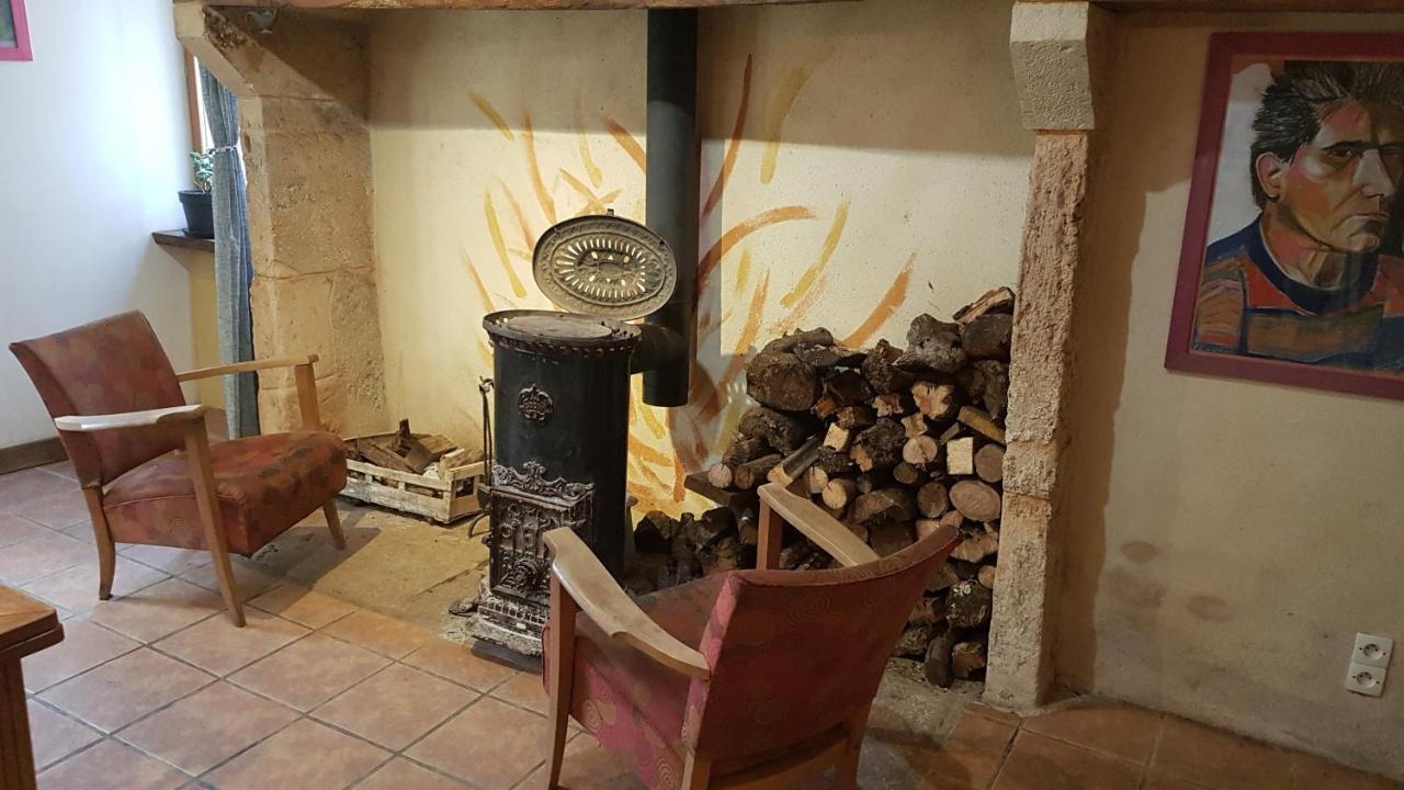 Maison Isolee Dans Les Vignes Et Les Bois Valady Kültér fotó